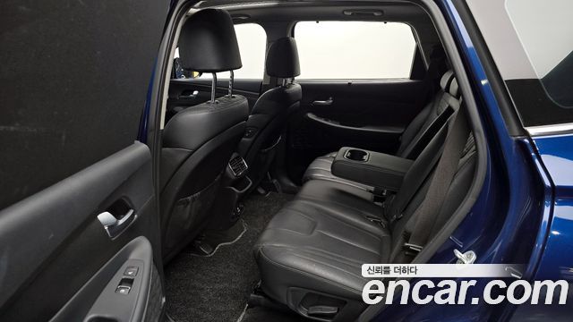 Hyundai Santafe 2019 — photo 16