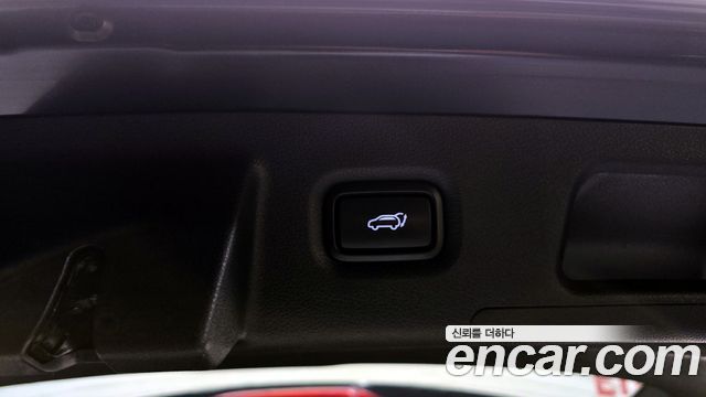 Hyundai Santafe 2019 — photo 36