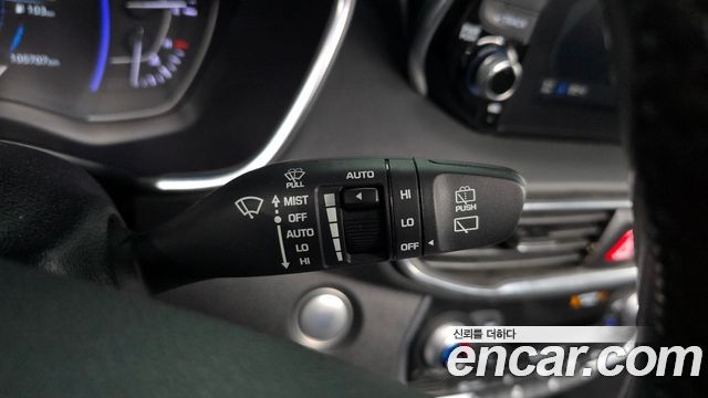 Hyundai Santafe 2019 — photo 40