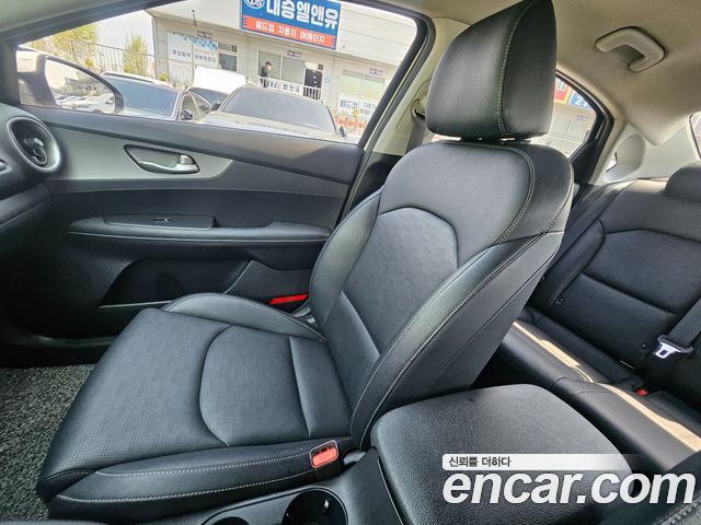 Kia K3 2020 — photo 17