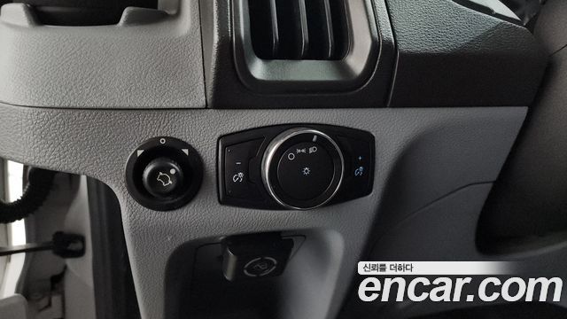 Ford Transit 2015 — photo 19