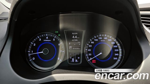 Hyundai Grandeur 2014 — photo 8