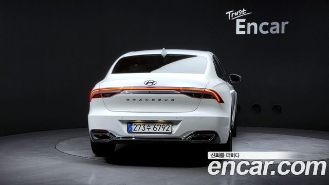 Hyundai Grandeur 2022 — photo 4