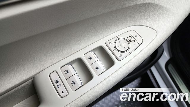 Hyundai Grandeur 2022 — photo 28