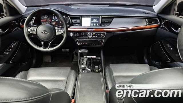 Kia K7 2016 — photo 10