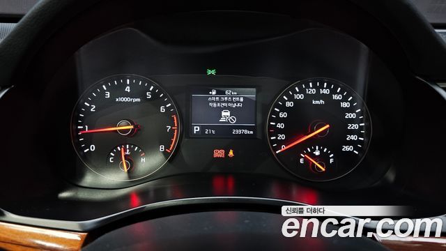 Kia K7 2016 — photo 11