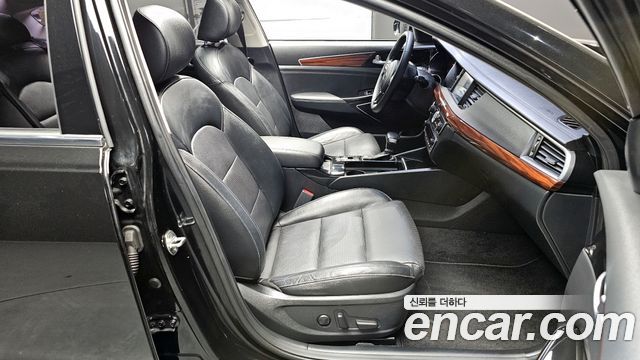 Kia K7 2016 — photo 13