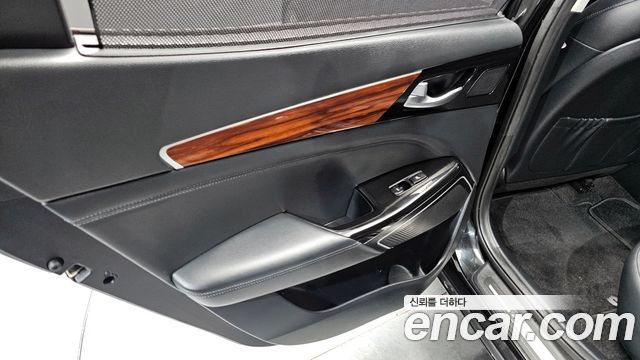 Kia K7 2016 — photo 15