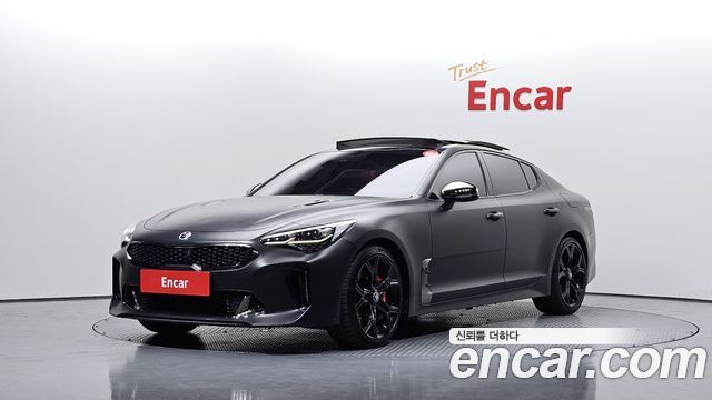 Kia Stinger 2018 — photo 1