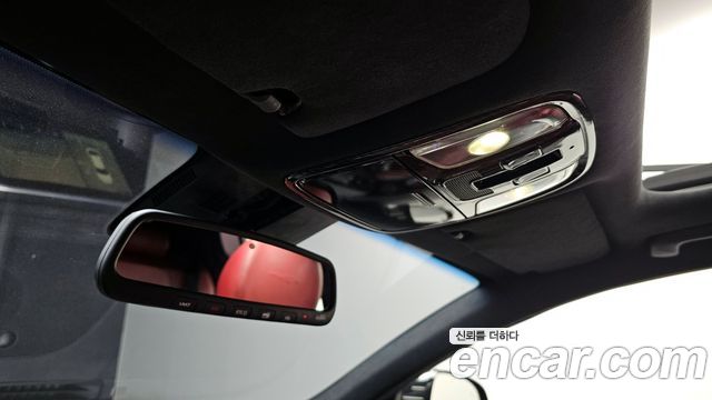 Kia Stinger 2018 — photo 16