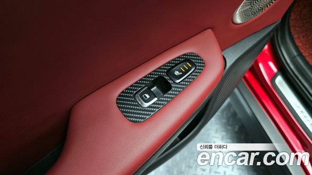 Kia Stinger 2018 — photo 18
