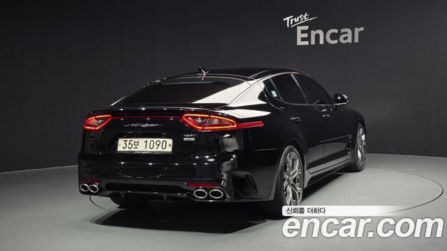 Kia Stinger 2018 — photo 2
