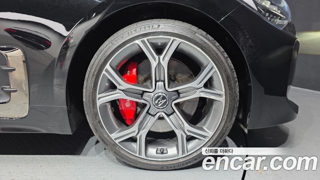 Kia Stinger 2018 — photo 7