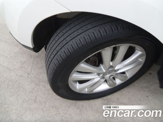 Hyundai Tucson 2011 — photo 18
