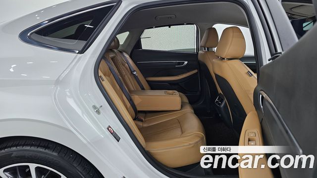 Hyundai Sonata 2020 — photo 11