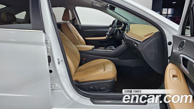 Hyundai Sonata 2020 — photo 12
