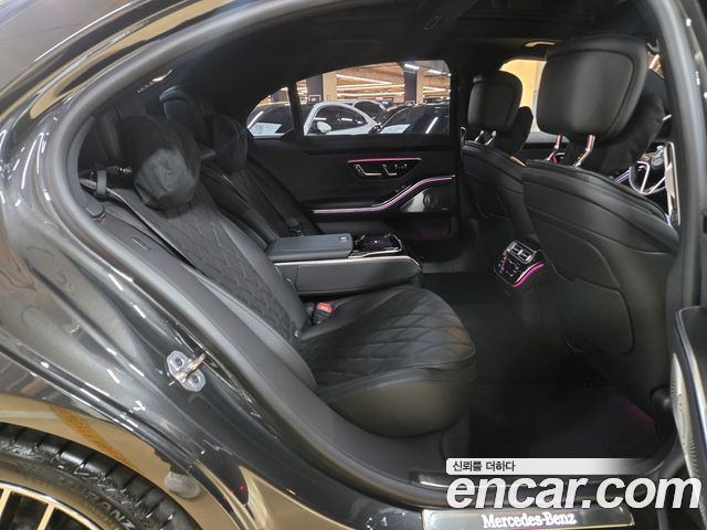 Mercedes-Benz S-Class 2025 — photo 18
