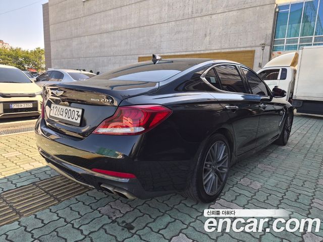Genesis G70 2018 — photo 2