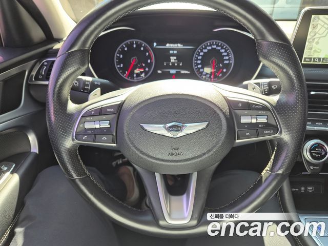 Genesis G70 2018 — photo 12