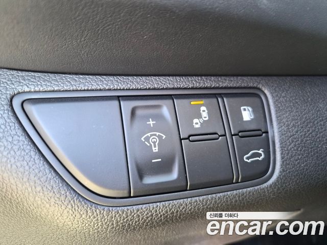 Genesis G70 2018 — photo 17