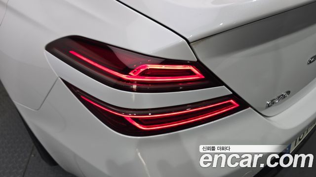 Genesis G70 2022 — photo 9