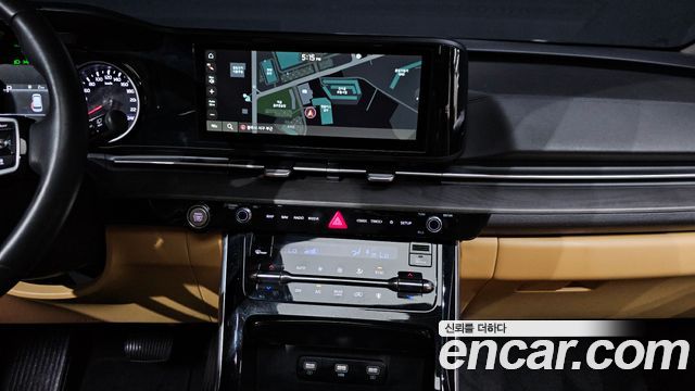 Kia Canival 2023 — photo 19