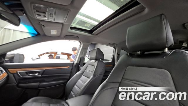 Honda CR-V 2017 — photo 24
