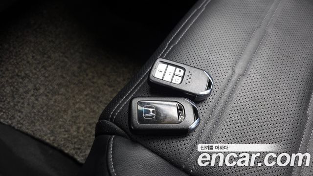 Honda CR-V 2017 — photo 29
