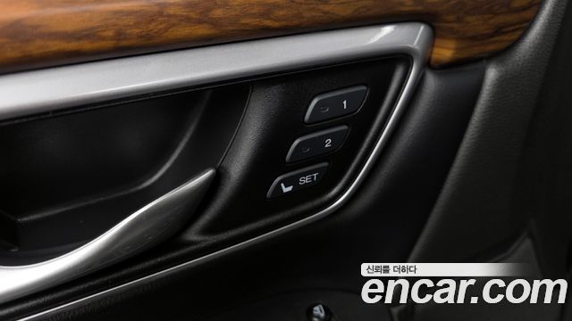 Honda CR-V 2017 — photo 34
