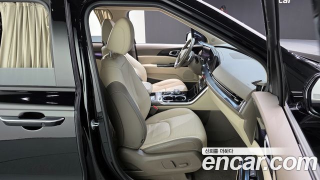 Kia Canival 2022 — photo 18