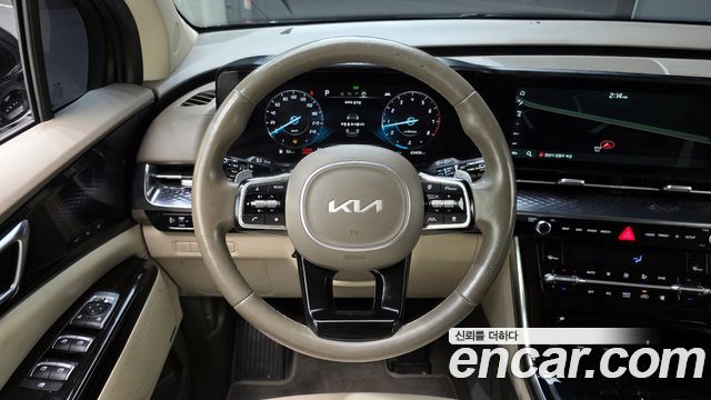 Kia Canival 2022 — photo 19