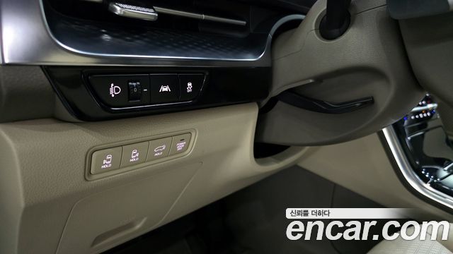 Kia Canival 2022 — photo 20