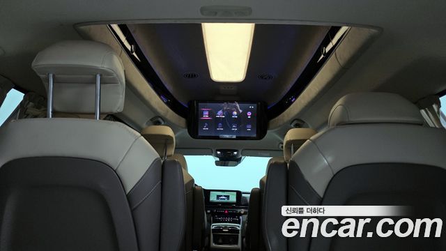 Kia Canival 2022 — photo 26