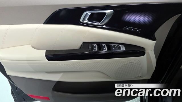 Kia Canival 2022 — photo 14