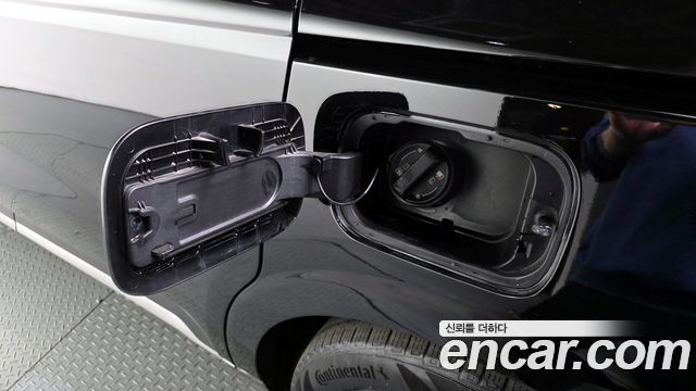 Kia Canival 2022 — photo 16