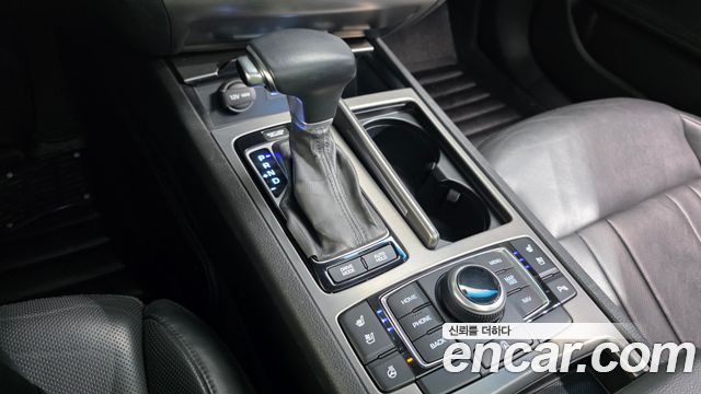 Hyundai Genesis 2015 — photo 9