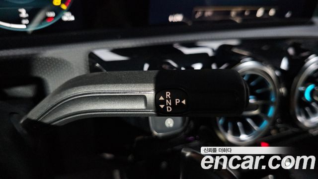 Mercedes-Benz A-Class 2023 — photo 9