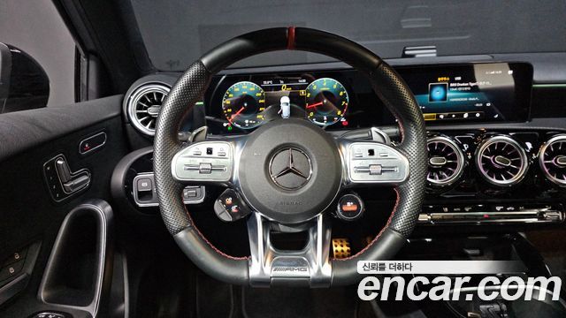 Mercedes-Benz A-Class 2023 — photo 12
