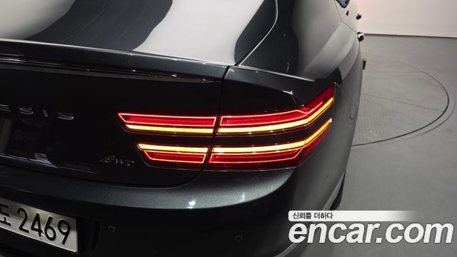 Genesis G80 2023 — photo 9