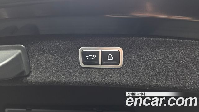 Genesis G80 2023 — photo 31