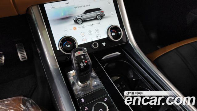 Land Rover Range Rover Sport 2019 — photo 9