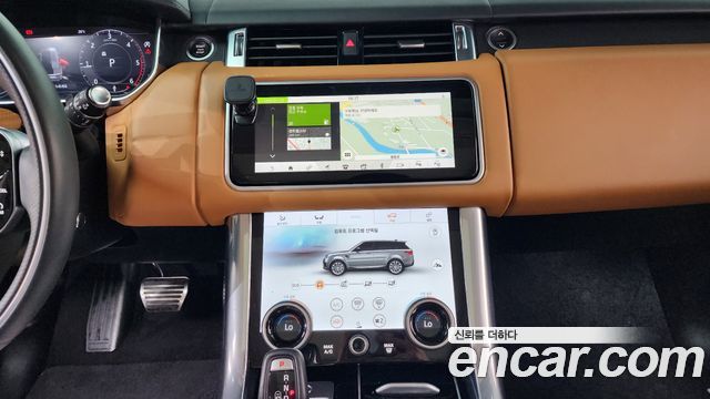 Land Rover Range Rover Sport 2019 — photo 12