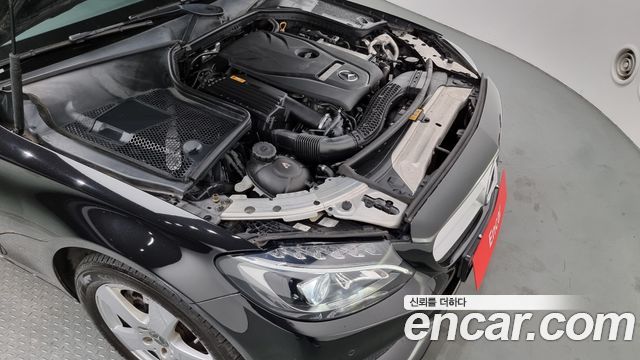 Mercedes-Benz C-Class 2018 — photo 6