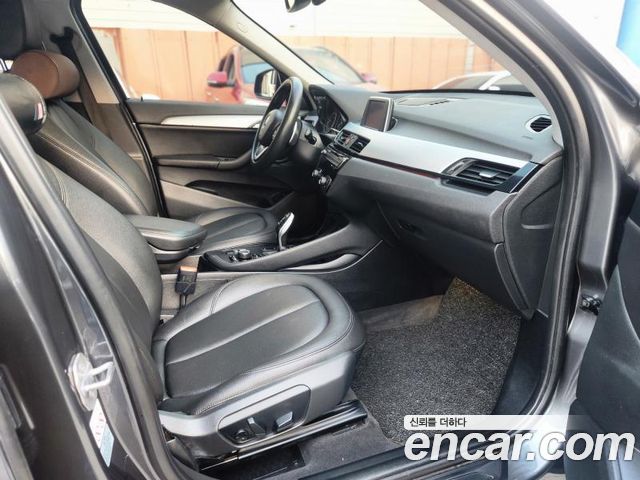 BMW X1 2018 — photo 8