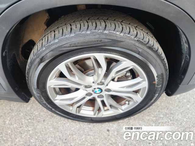 BMW X1 2018 — photo 20