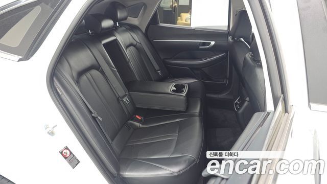 Hyundai Sonata 2020 — photo 12