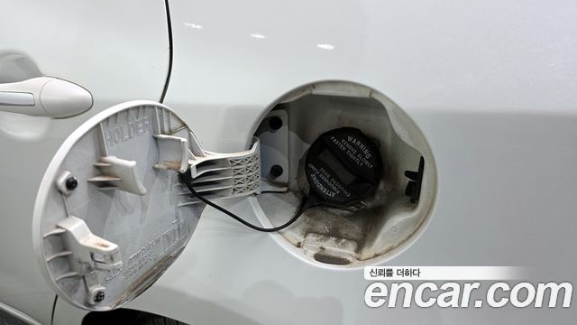 Kia K3 2014 — photo 28