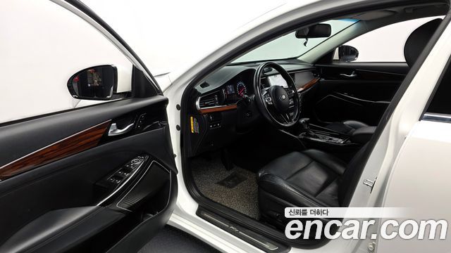 Kia K7 2016 — photo 13
