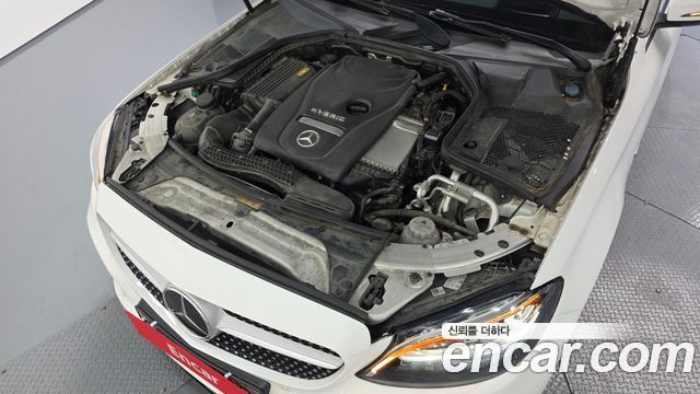 Mercedes-Benz C-Class 2020 — photo 6