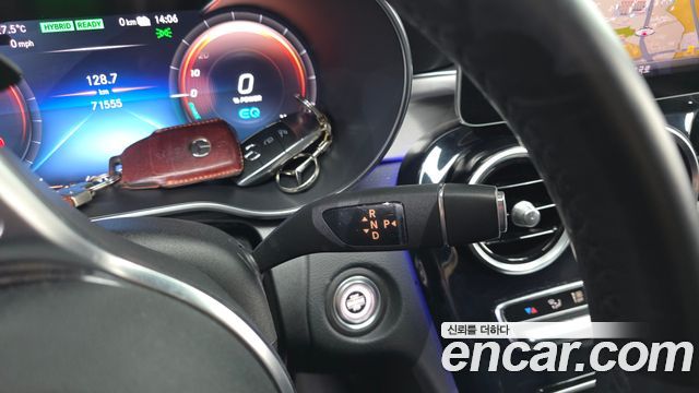 Mercedes-Benz C-Class 2020 — photo 12